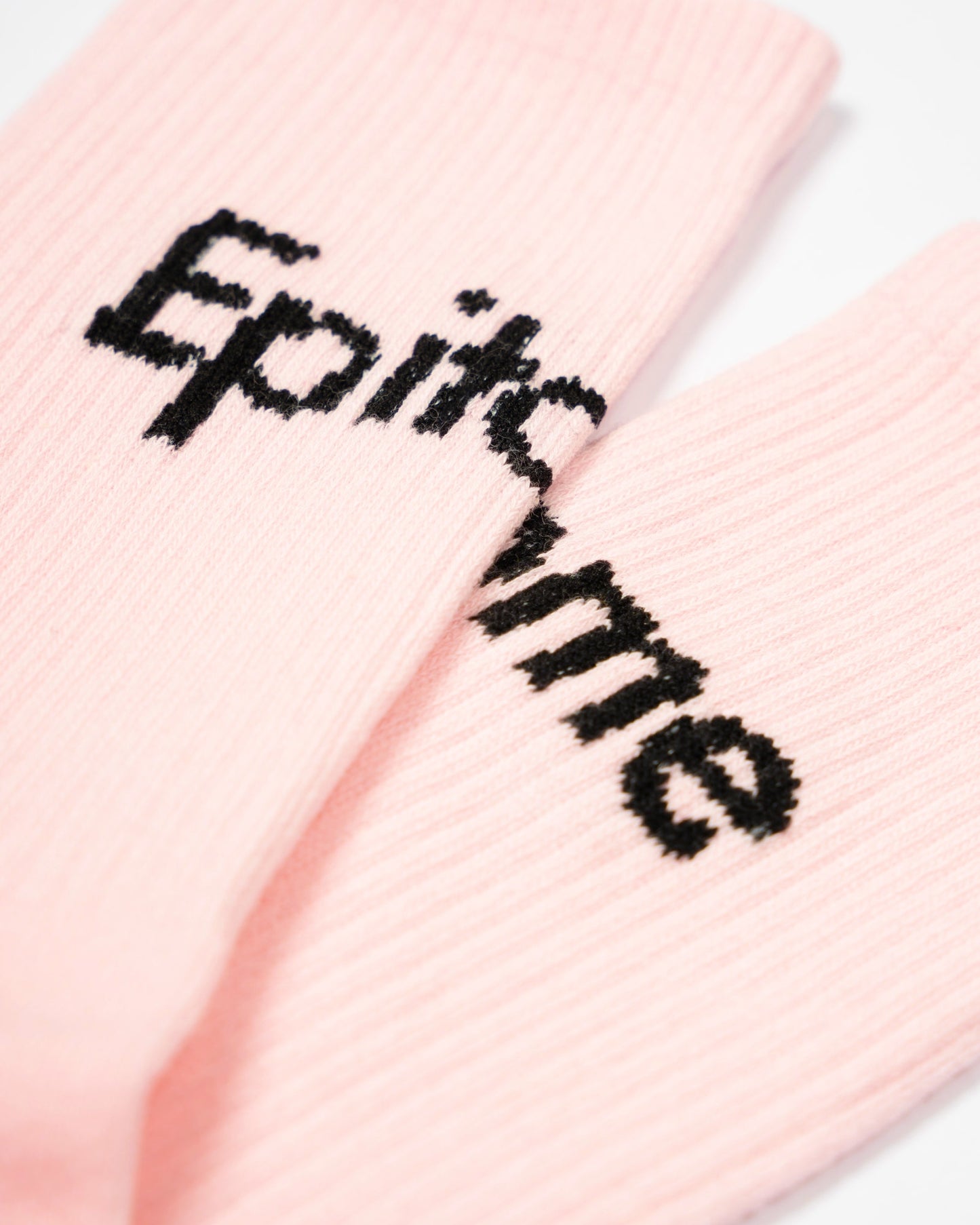 Signature Crew Socks